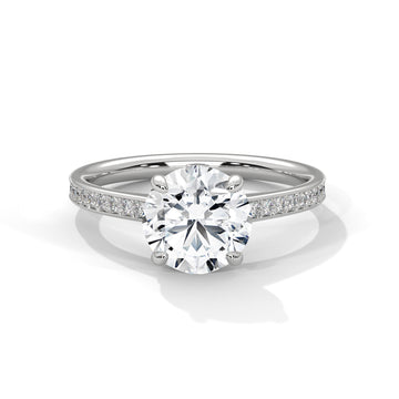Round Brilliant Diamond Pavé Engagement Ring in White Gold – 1.50 Carat Round Solitaire with Diamond Band
